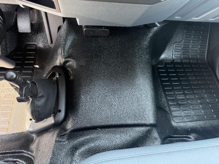 2027 Ford F-750 — photo 20