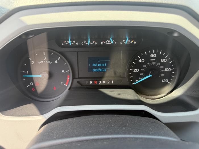2027 Ford F-750 — photo 21