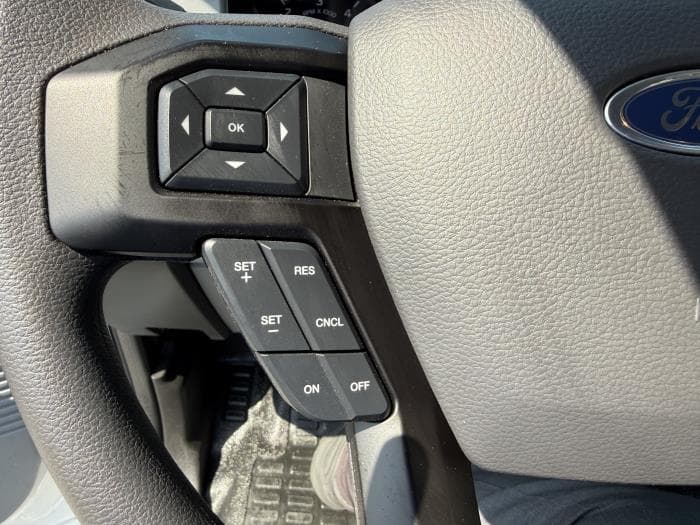 2027 Ford F-750 — photo 24
