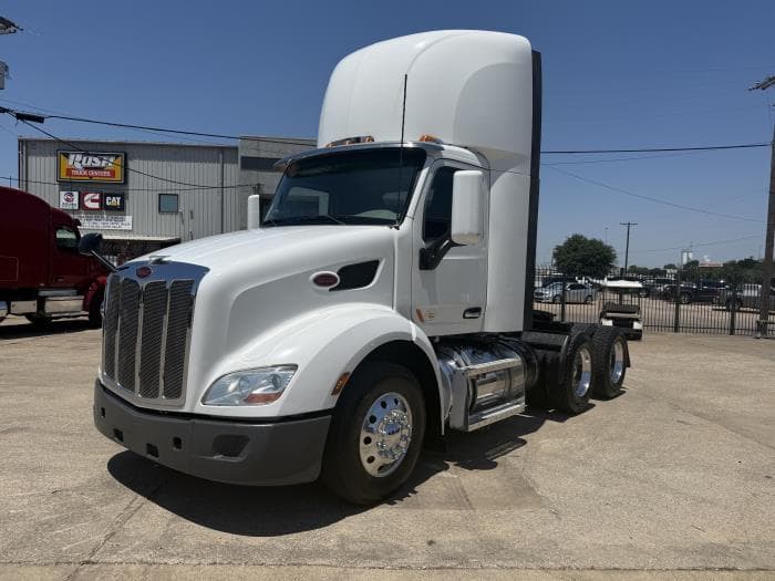 2020 Peterbilt 579 — photo 12