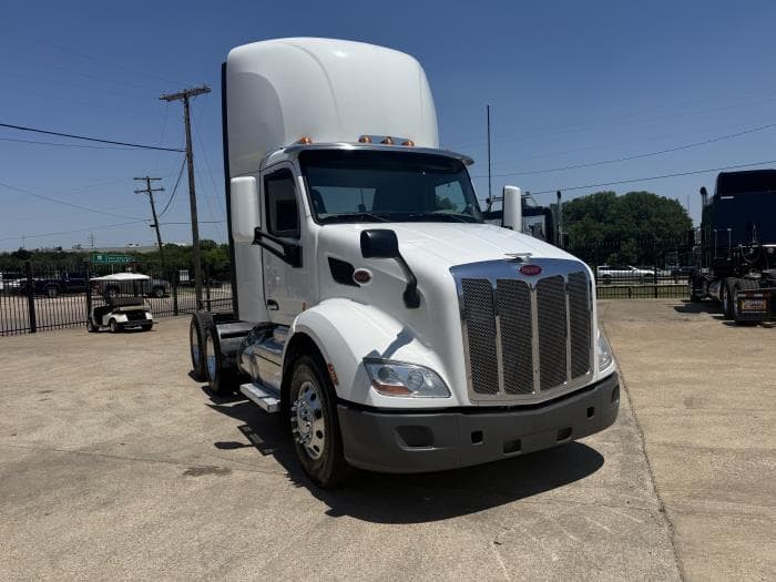 2020 Peterbilt 579 — photo 16