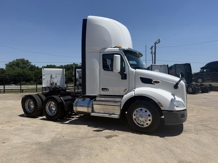 2020 Peterbilt 579 — photo 18