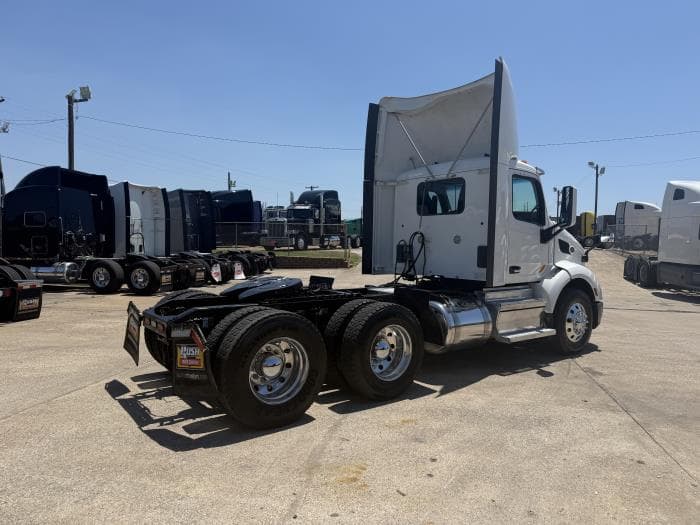 2020 Peterbilt 579 — photo 24
