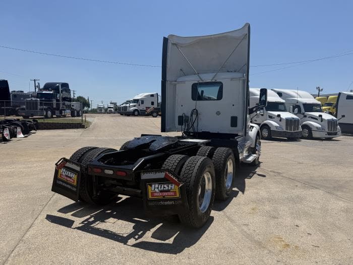 2020 Peterbilt 579 — photo 26