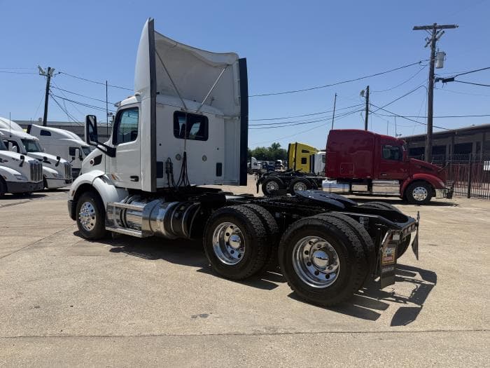 2020 Peterbilt 579 — photo 30