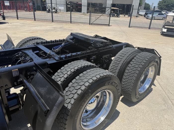 2020 Peterbilt 579 — photo 34