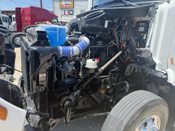 2020 Peterbilt 579 — photo 35