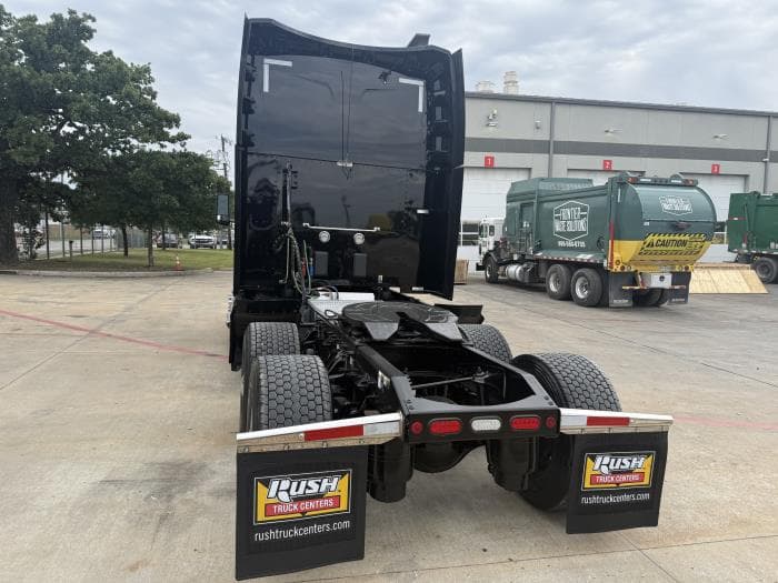 2022 Peterbilt 579 — photo 38