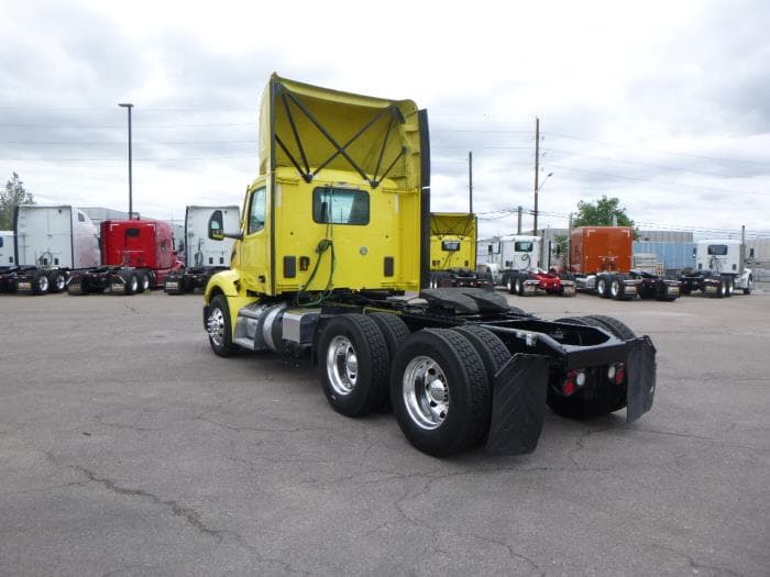 2023 Peterbilt 579 — photo 6