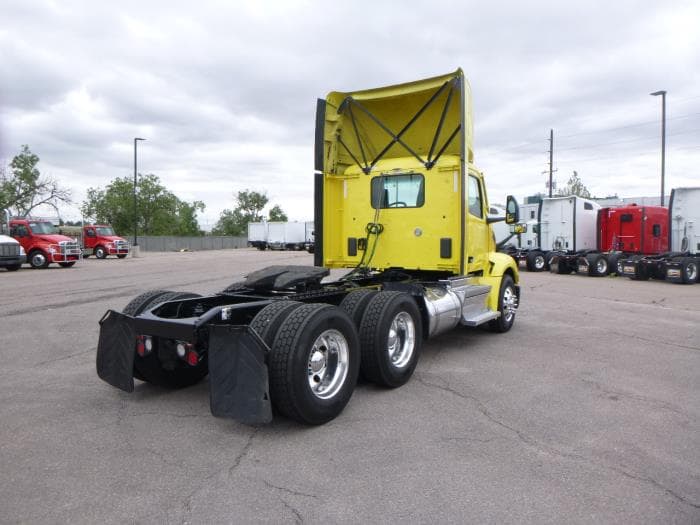 2023 Peterbilt 579 — photo 8