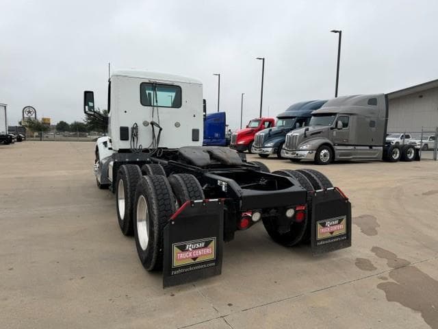 2021 Peterbilt 579 in Fort Worth, TX — photo 6