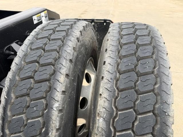 2021 Peterbilt 579 in Fort Worth, TX — photo 21