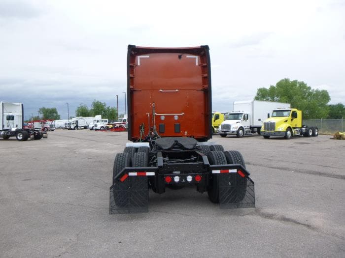 2024 Kenworth T680 — photo 7