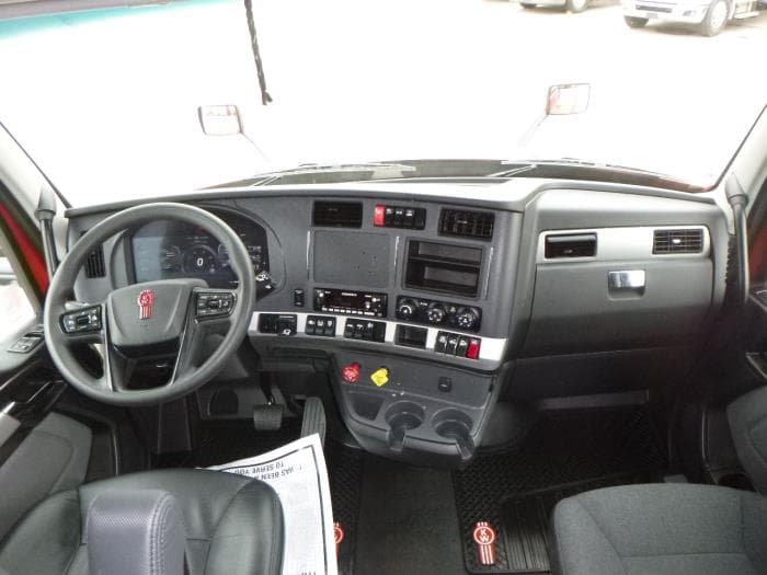 2024 Kenworth T680 — photo 33