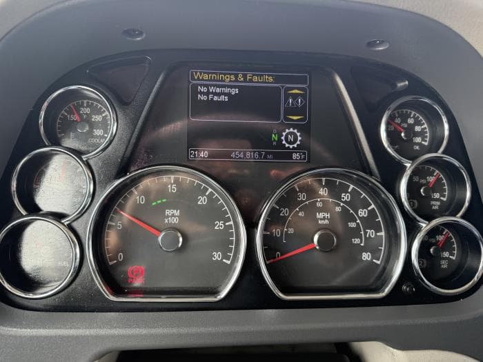 2022 Peterbilt 579 in Memphis, TN — photo 2
