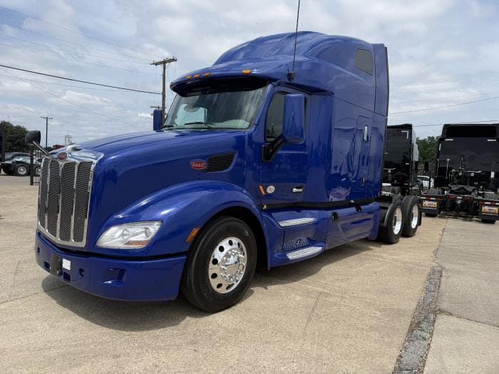 2022 Peterbilt 579 in Memphis, TN — photo 20