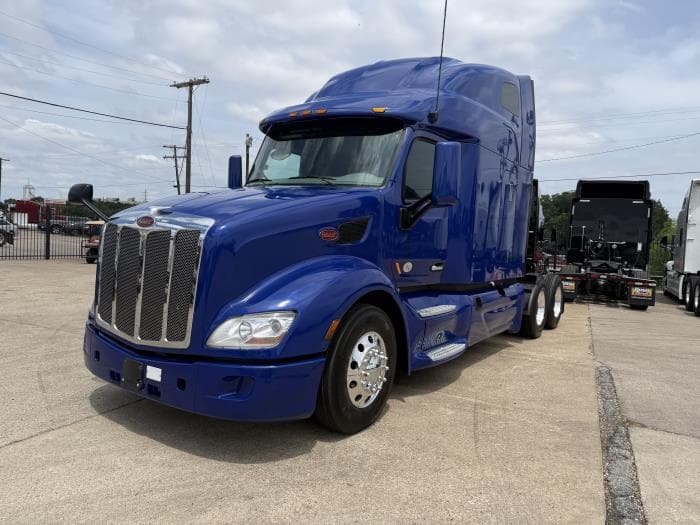2022 Peterbilt 579 in Memphis, TN — photo 21