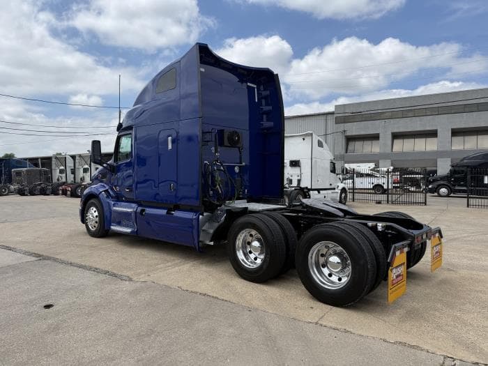 2022 Peterbilt 579 in Memphis, TN — photo 39