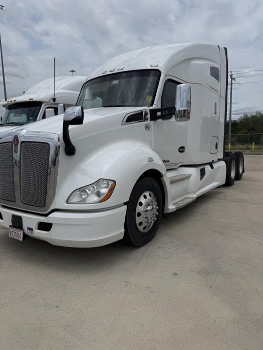 2022 Kenworth T680
