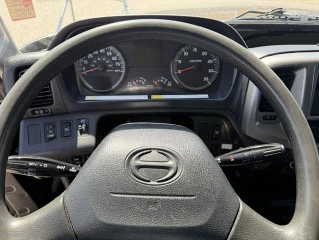 2019 Hino 268 — photo 10