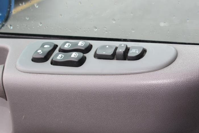 2021 Peterbilt 337 — photo 11