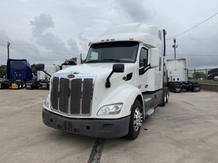 2021 Peterbilt 579 — photo 19