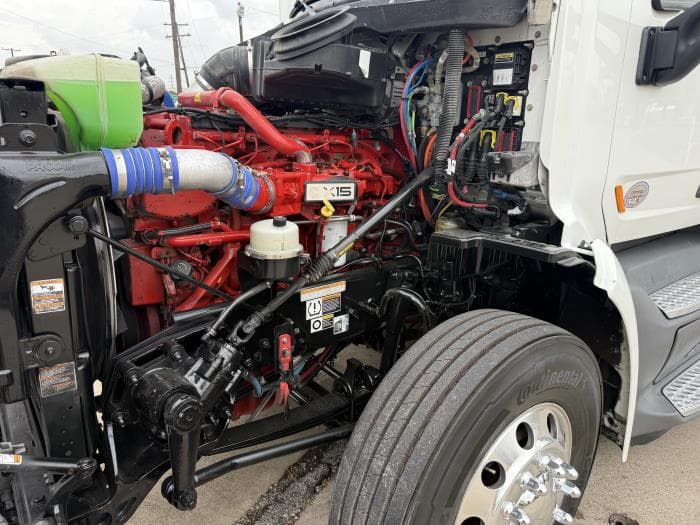 2021 Peterbilt 579 — photo 47