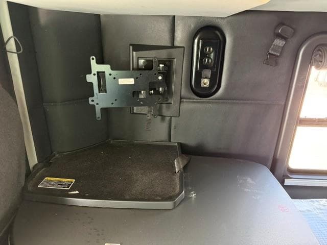 2023 Kenworth T680 — photo 36