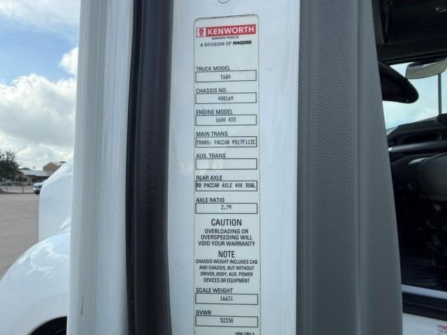 2020 Kenworth T680 — photo 24