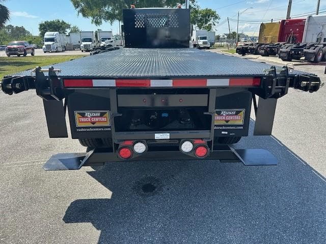 2027 Peterbilt 548 — photo 6