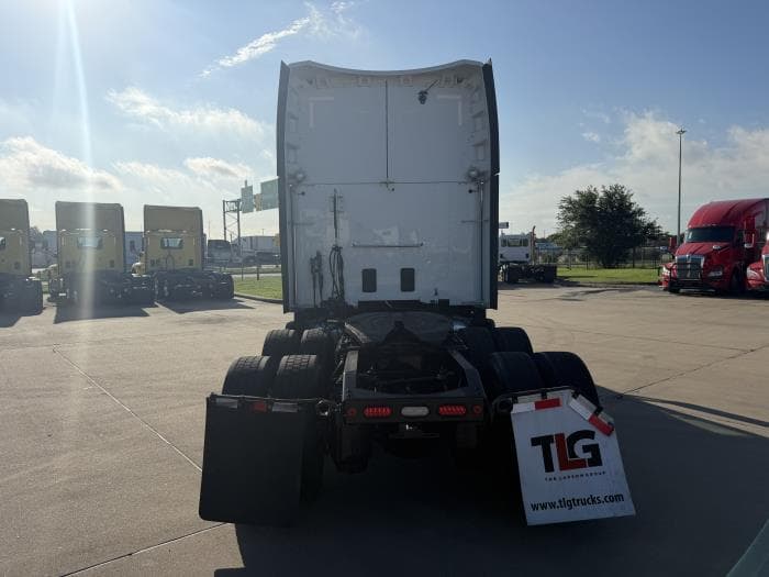 2021 Peterbilt 579 — photo 5