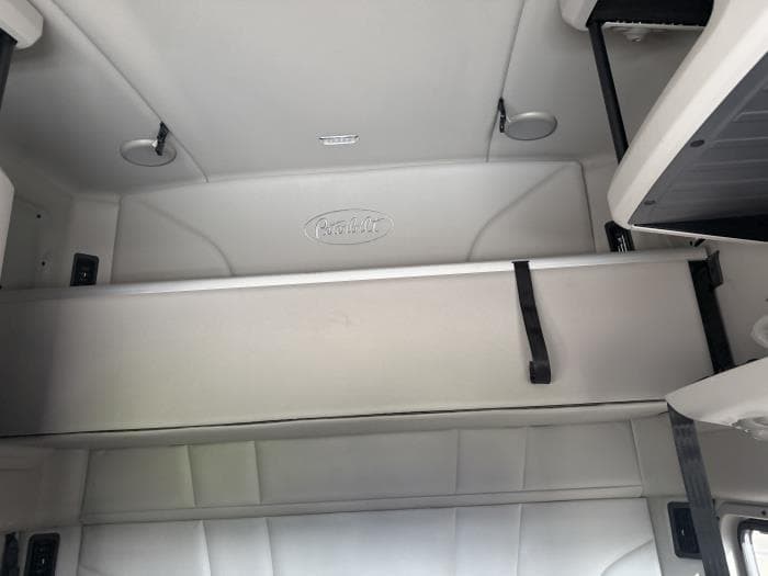 2021 Peterbilt 579 — photo 30