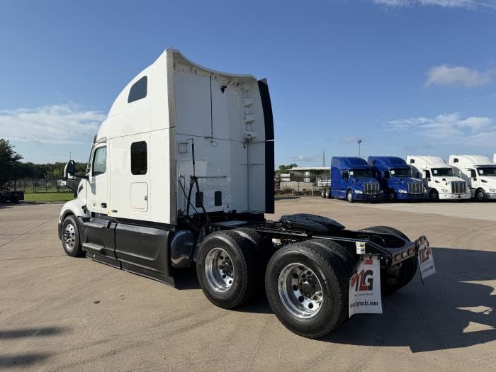 2022 Peterbilt 579 — photo 4