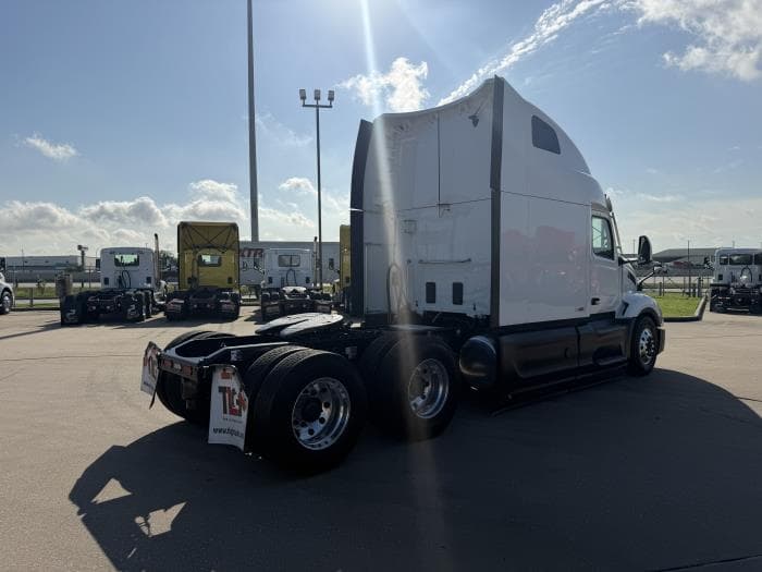 2022 Peterbilt 579 — photo 6