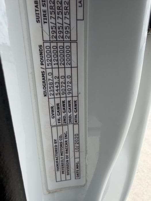 2021 Peterbilt 579 — photo 27