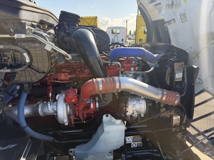 2022 Peterbilt 579 — photo 21