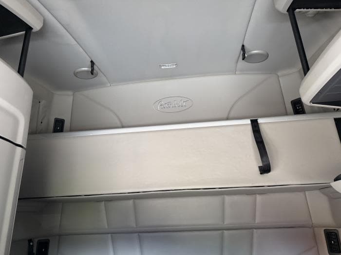 2022 Peterbilt 579 — photo 30