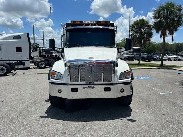 2027 Peterbilt 548 — photo 9