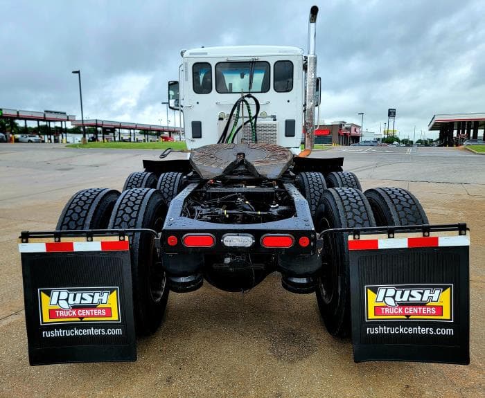 2020 Peterbilt 567 — photo 8