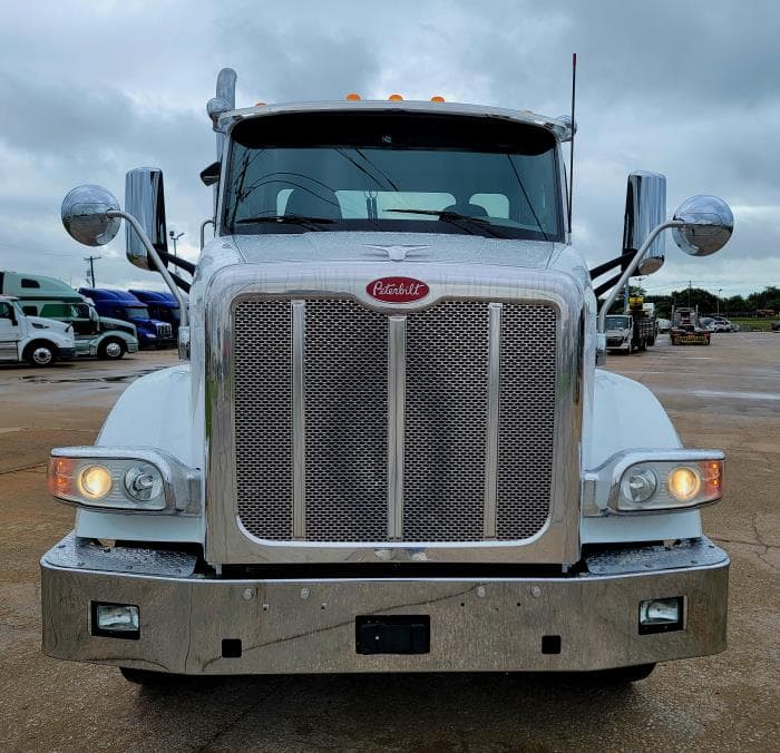 2020 Peterbilt 567 — photo 15