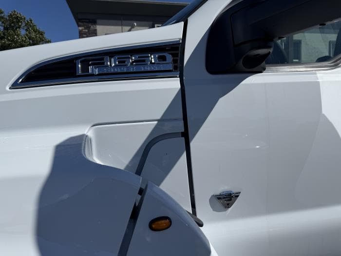 2027 Ford F-650 — photo 7