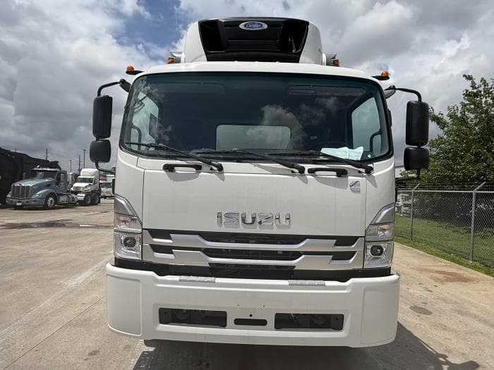 2026 Isuzu FTR — photo 3