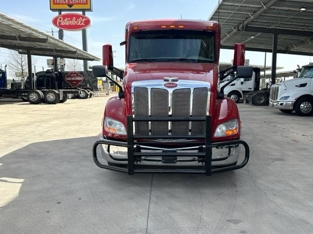 2022 Peterbilt 579 in Haines City, FL — photo 8