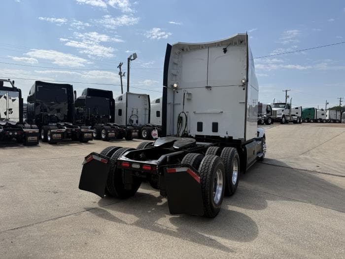 2022 Peterbilt 579 — photo 37