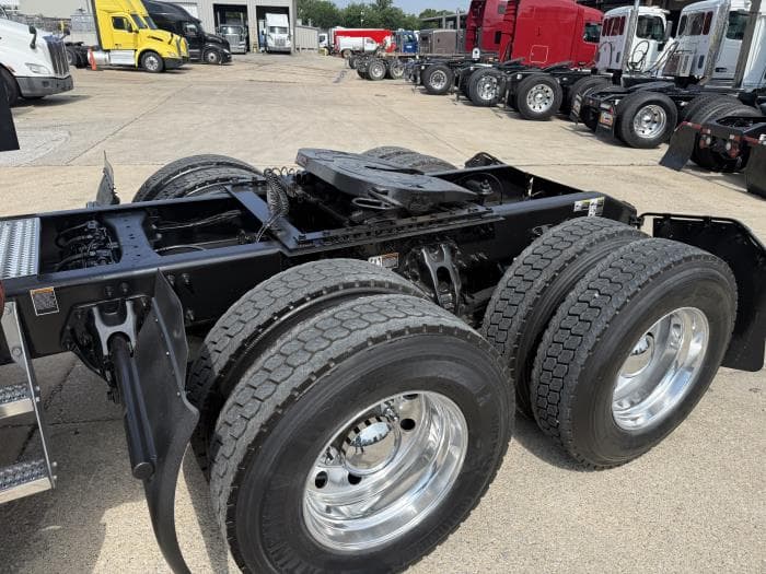 2022 Peterbilt 579 — photo 47