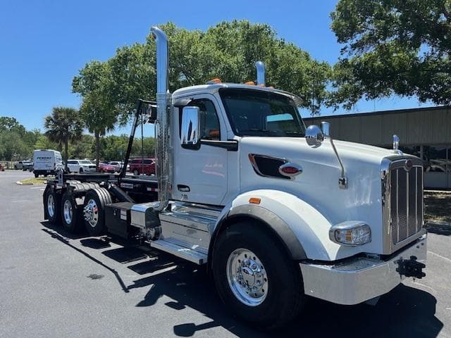2027 Peterbilt 567 in Tampa, FL — photo 8