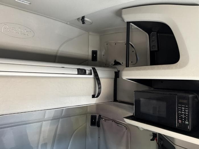 2019 Peterbilt 579 — photo 13