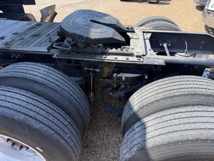 2019 Peterbilt 579 — photo 32
