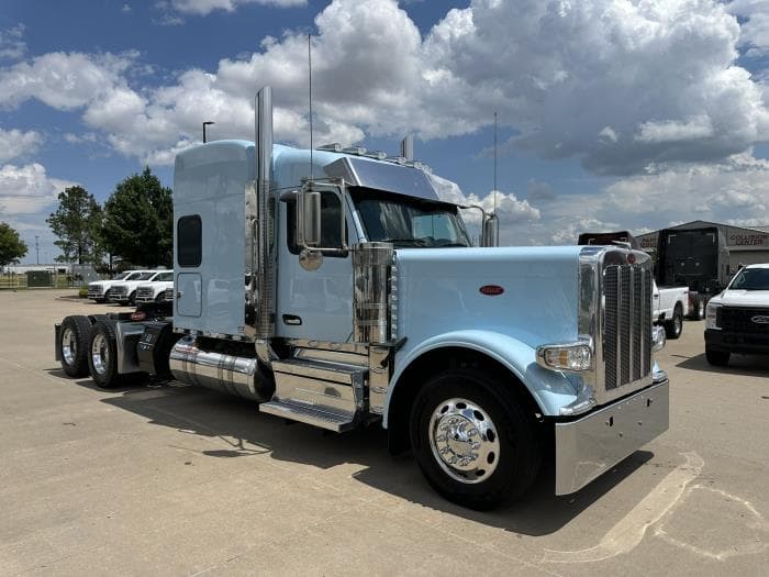 2025 Peterbilt 589 — photo 3