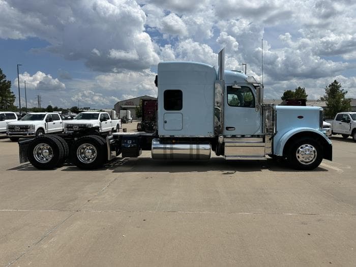 2025 Peterbilt 589 — photo 6